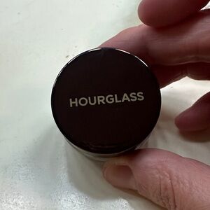 Hourglass Scattered Light in Vivid